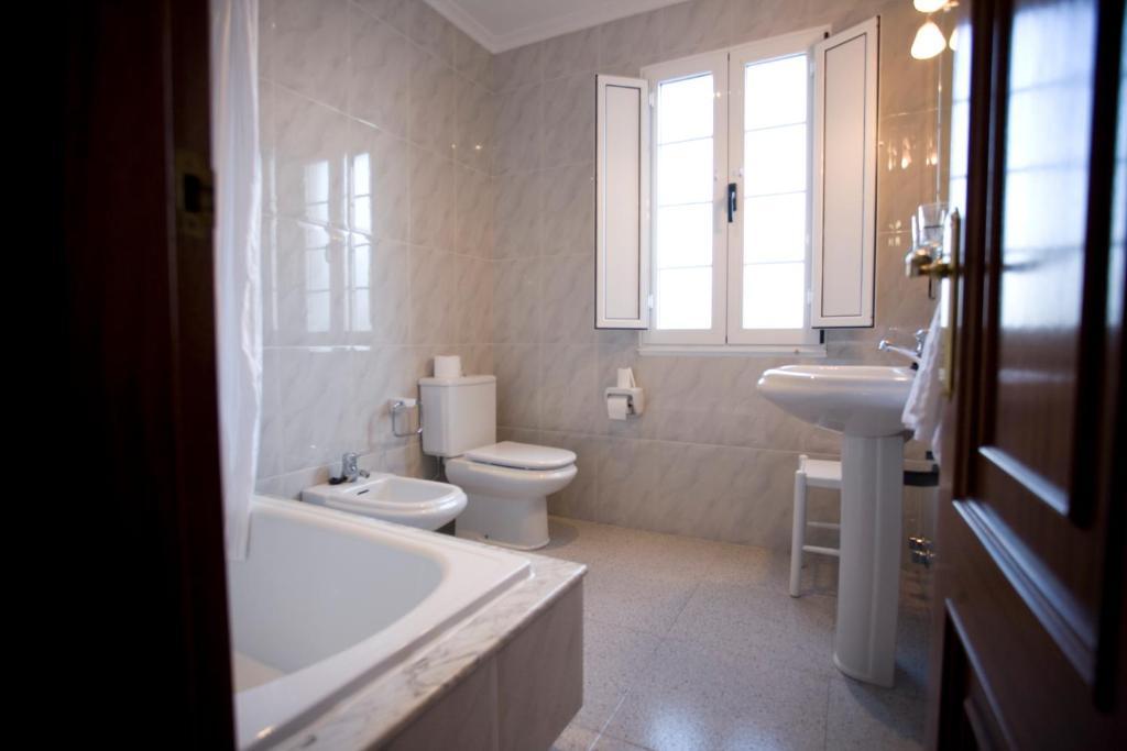 Hostal La Casilla Guitiriz Bilik gambar